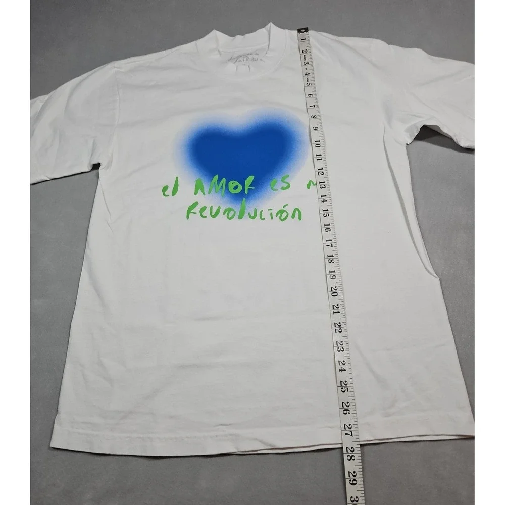 La Tienda de La Tribu Mens White Graphic Print T Shirt Size Medium NWOT‎